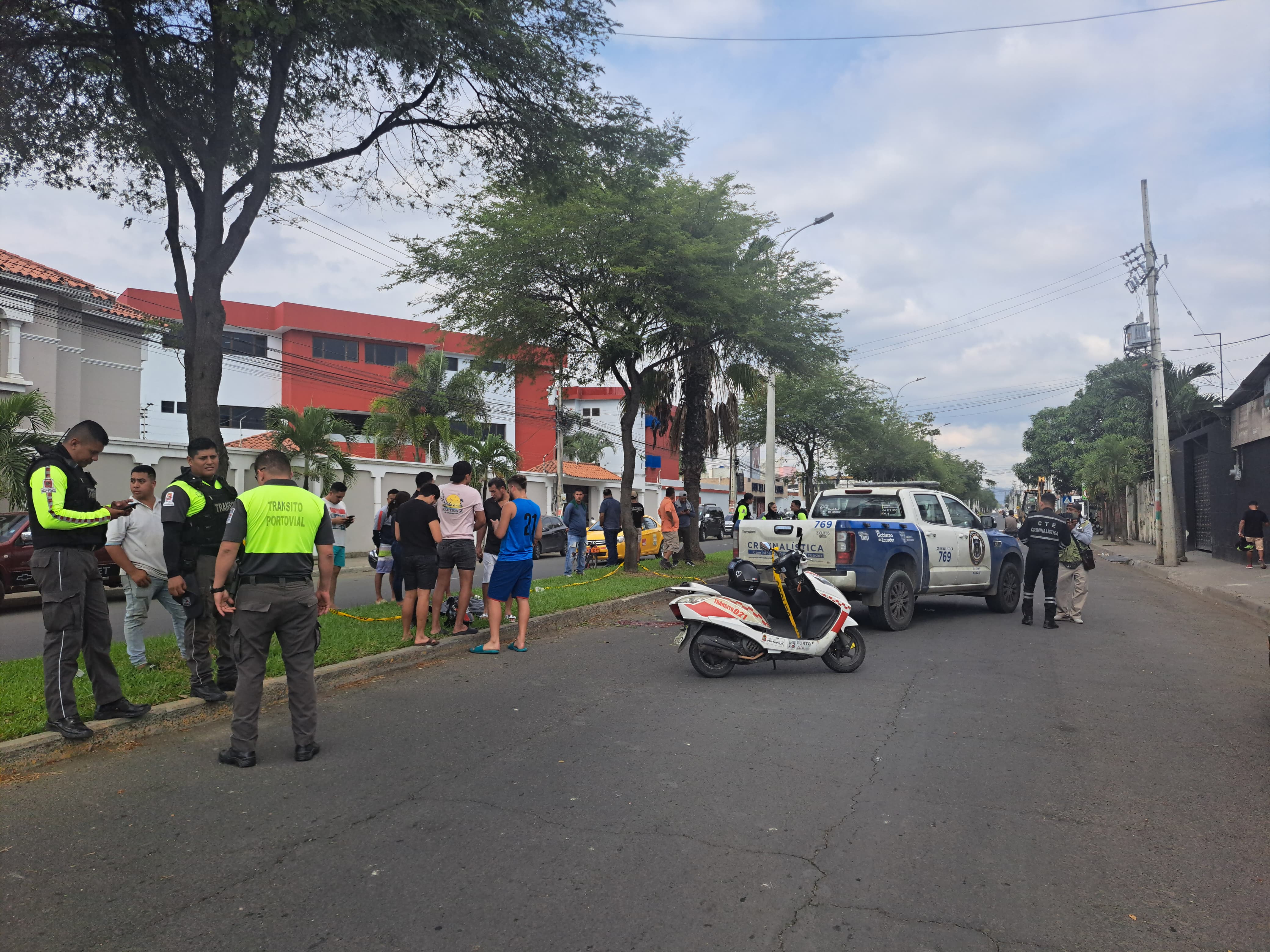 Motociclista Muere En Accidente De Tr Nsito En Portoviejo La Marea