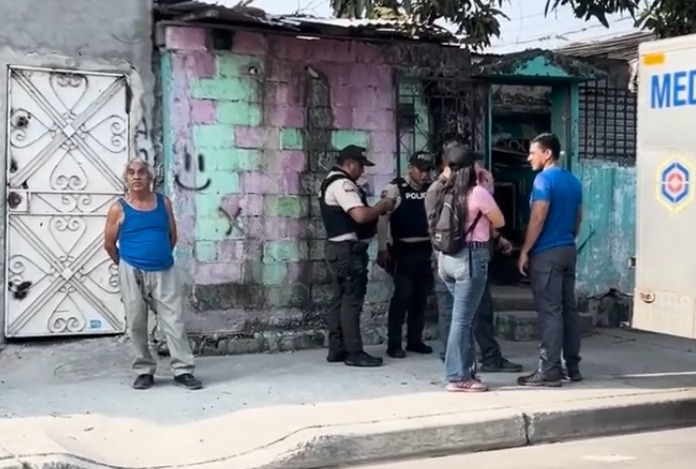 Adolescente mata a su hermana y a dos sobrinas Manavisión