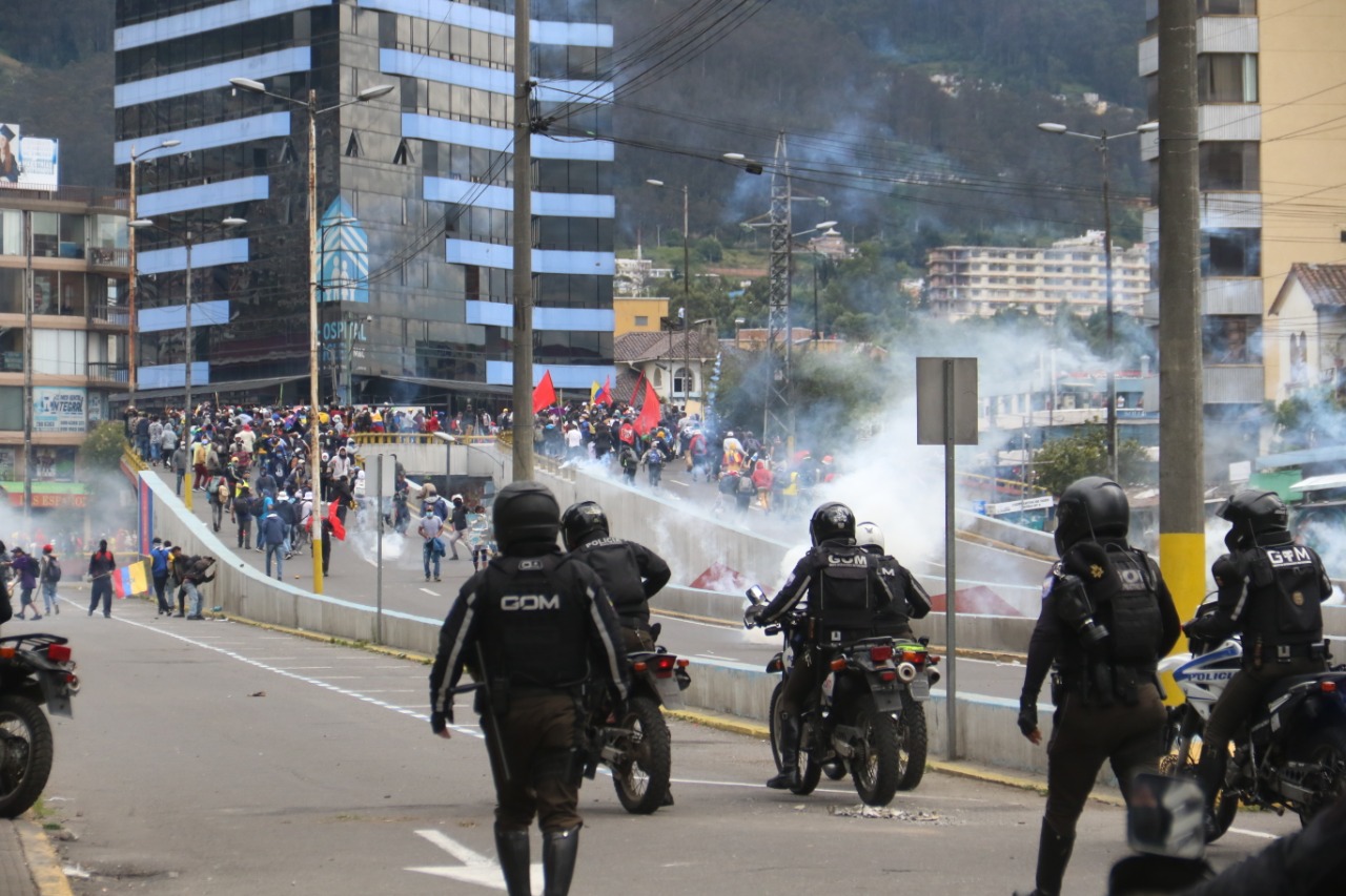 Disturbios en el centro de Quito durante noveno día de protestas en