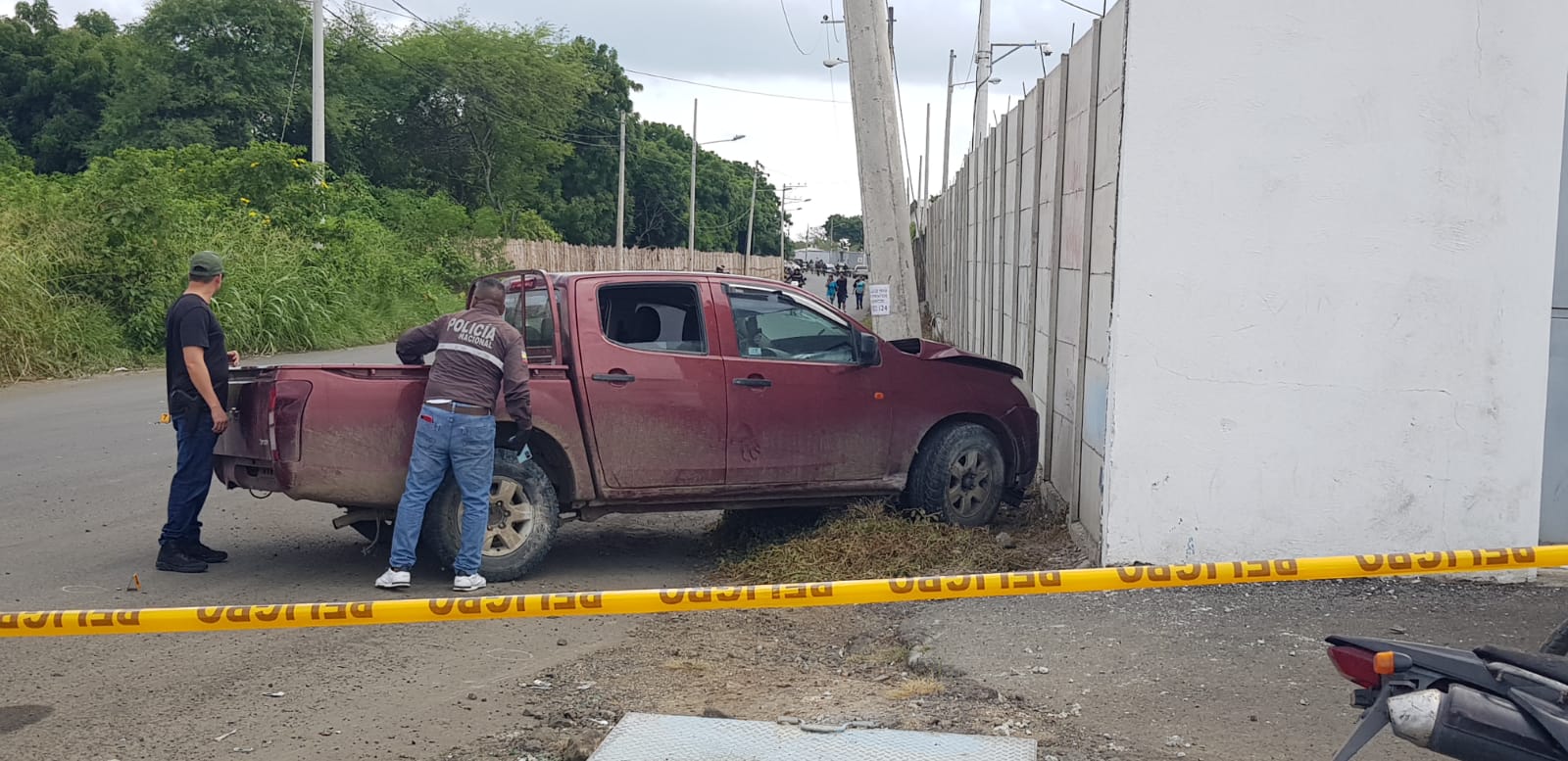 Persecuci N Y Bala Tres Supuestos Sicarios Detenidos En La V A Manta