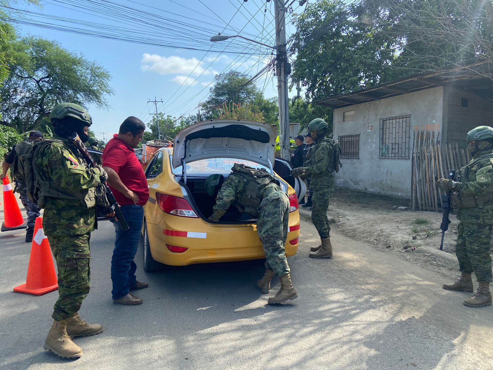 Militares Realizan Operativos En Las Calles De Portoviejo El Diario