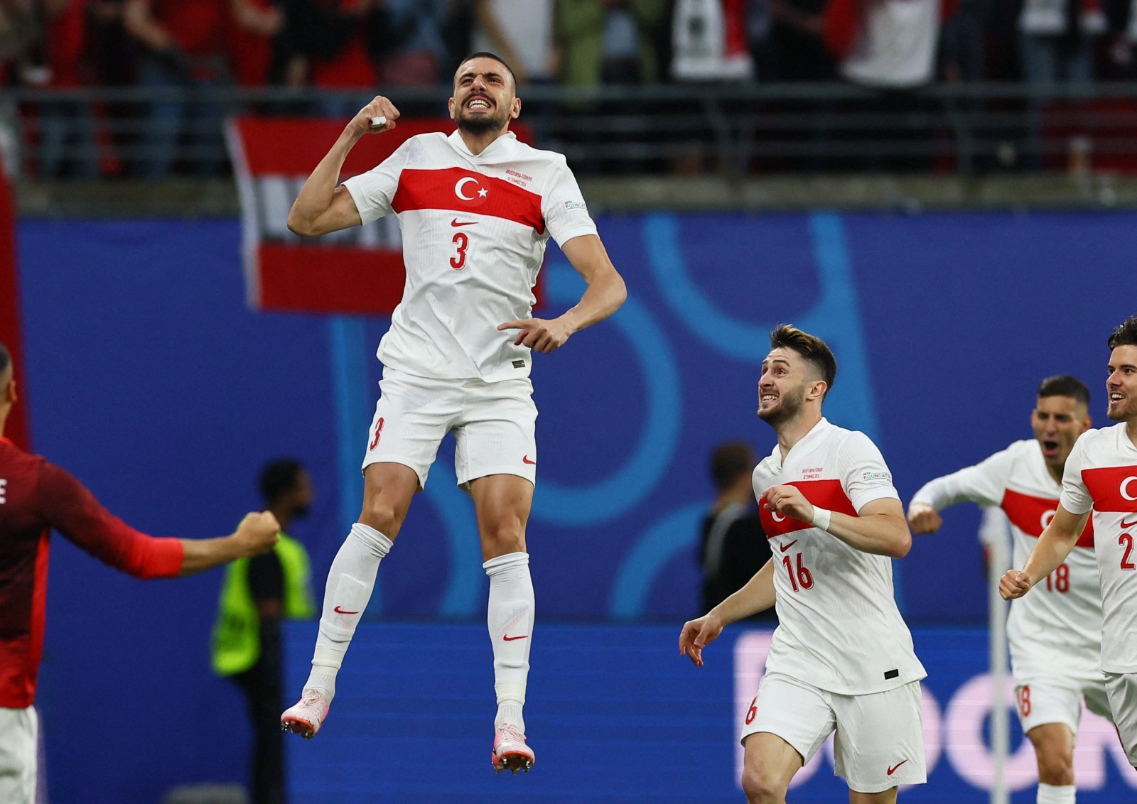 Eurocopa: Turquía y Países Bajos clasifican a cuartos de final