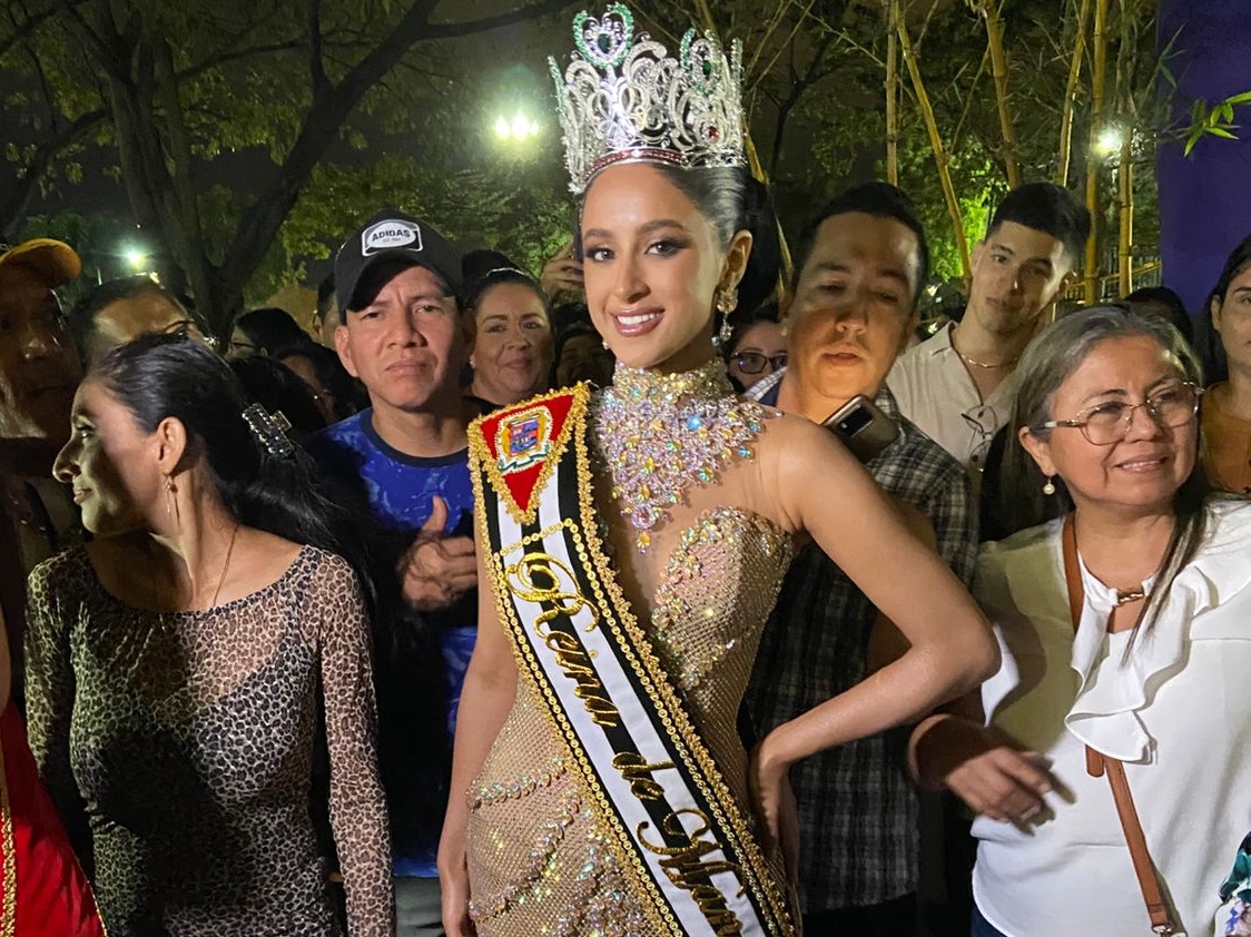 Ivanna García Salazar, representante del cantón Santa Ana, se convirtió en la Reina de Manabí en la edición 2024.