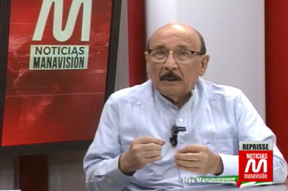 Jacinto Kon, integrante del Frente Cívico de Manabí cuestionó el descuido de las autoridades en el aeropuerto  Eloy Alfaro de Manta.