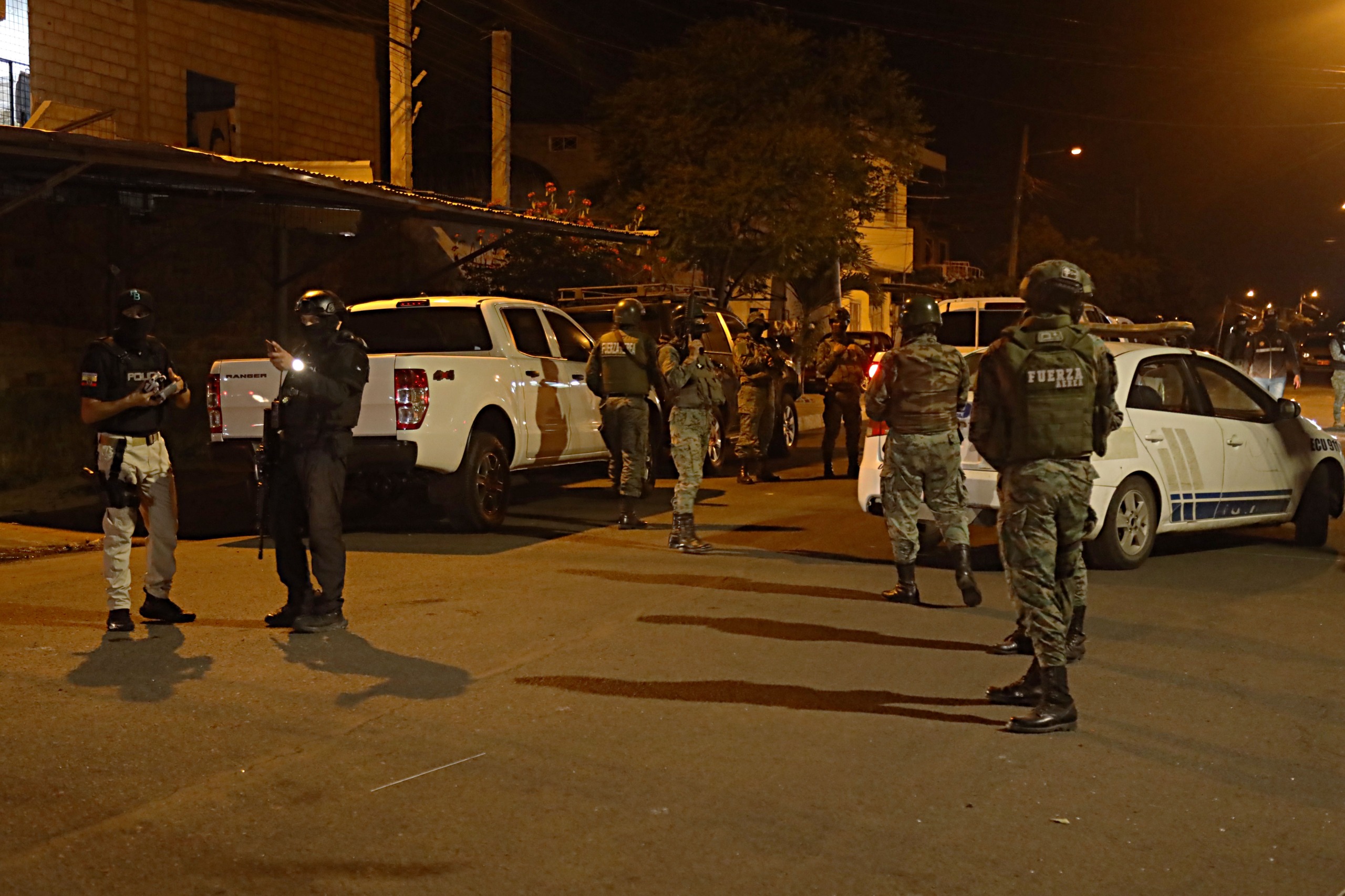 El barrio Cuba de Manta está militarizado.