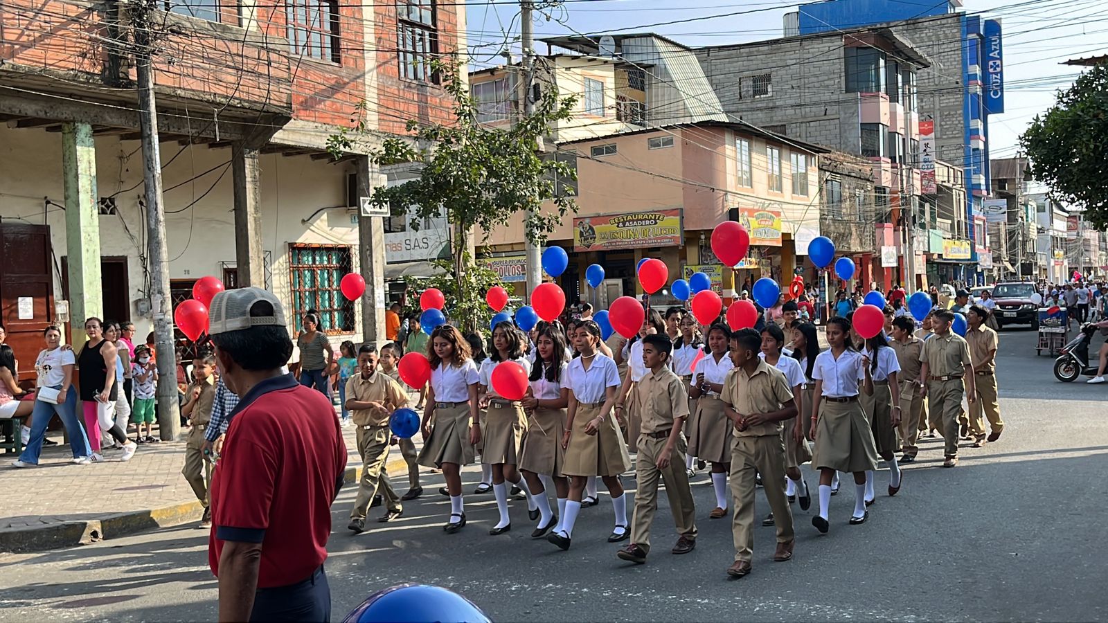 Colegio Alejo Lascano celebró 80 años con pregón en Jipijapa
