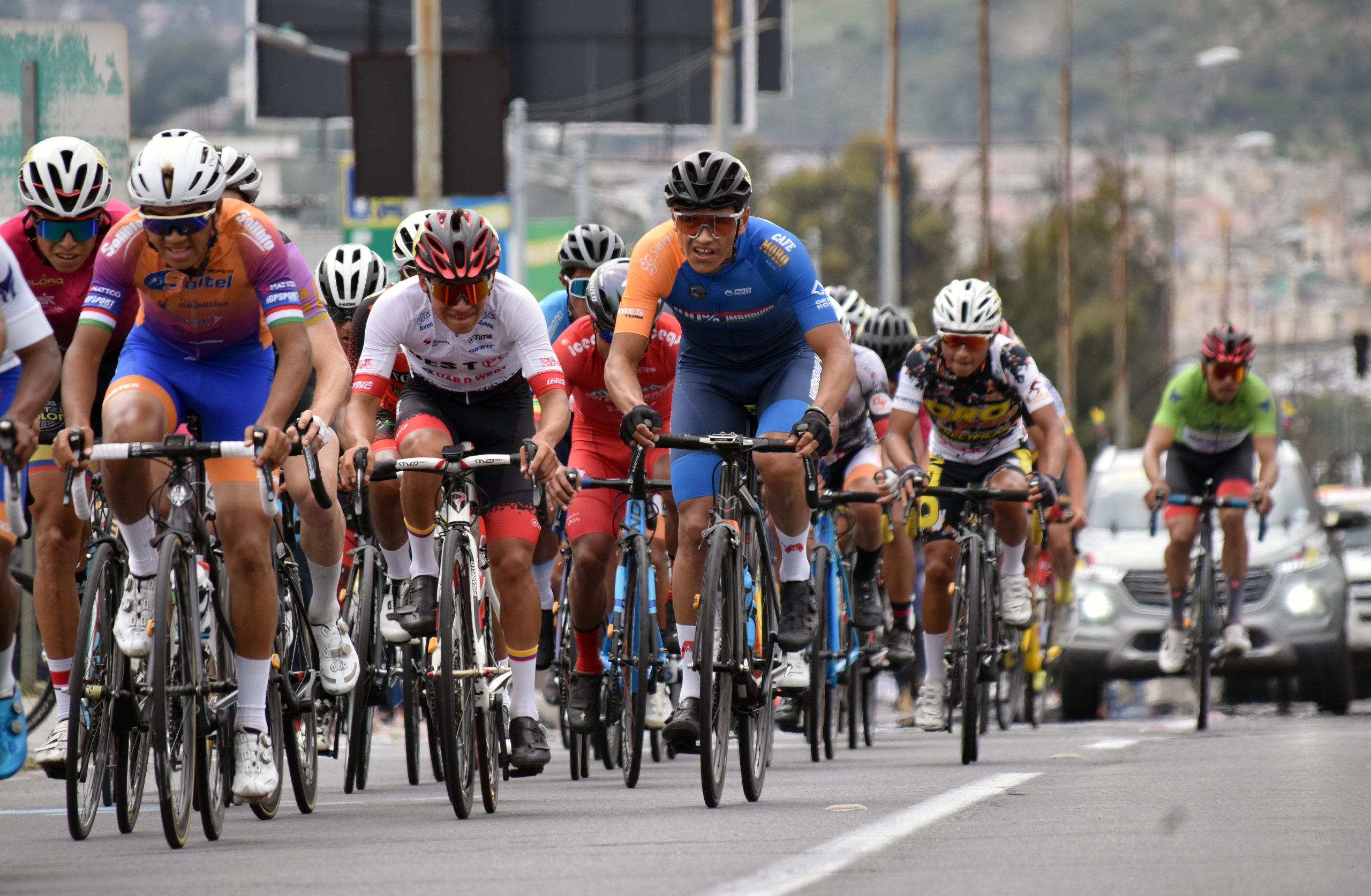 127 competidores recorrerán 1.178 kilómetros en la Vuelta Ciclística al Ecuador 2022 El Diario