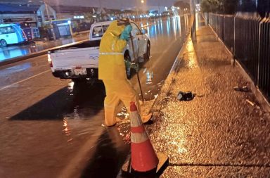 Lluvias acompañadas de rayos, truenos y relámpagos, en Guayaquil