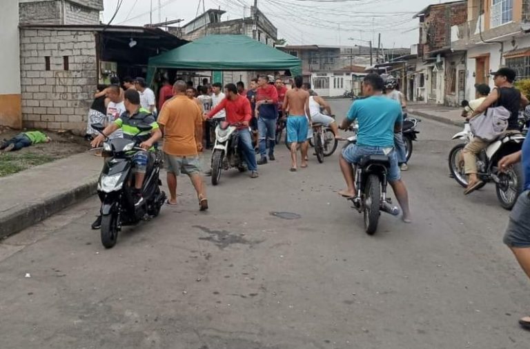 Cerca de tres minutos duró una balacera que dejó tres hombres fallecidos, en el cantón Babahoyo, provincia de Los Ríos.