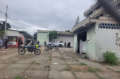 Mujer aparece muerta en edificio abandonado de Portoviejo