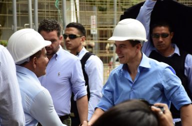 Daniel Noboa recorre el Palacio Municipal de Portoviejo