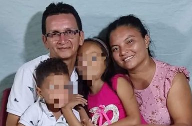 Familia que muere en accidente es sepultada en Los Ríos