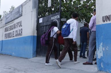 Ministerio de Educación dispone clases virtuales para jornada nocturna