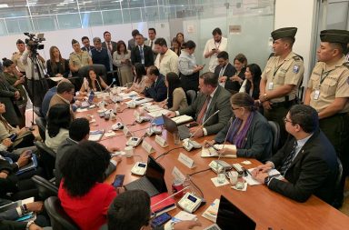 Paola Cabezas y Mónica Palencia protagonizan escándalo en la Asamblea Nacional