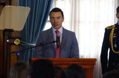 Daniel Noboa presenta proyecto de ley para aumentar generación de electricidad en Ecuador 