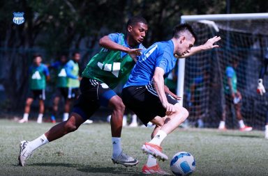 Emelec no entrenó por supuesta falta de sueldos de jugadores