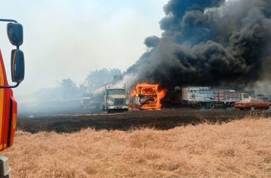 Guayaquil: quema de maleza provoca un incendio forestal