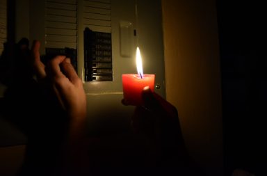 Se reducen las horas de cortes de luz de este domingo 29 en Ecuador