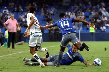 Emelec Orense mano reclama Vito Muñoz LigaPro