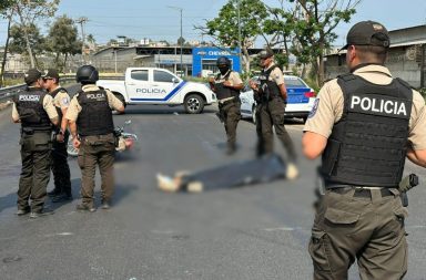 Dos delincuentes son abatidos por la Policía en Guayaquil