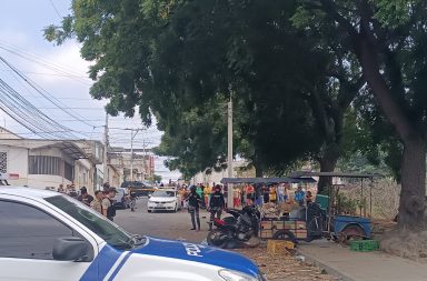 Sicarios mataron a un hombre en un negocio informal en Manta