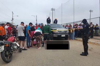 Sicarios mataron a dos futbolistas en una cancha de Santa Elena