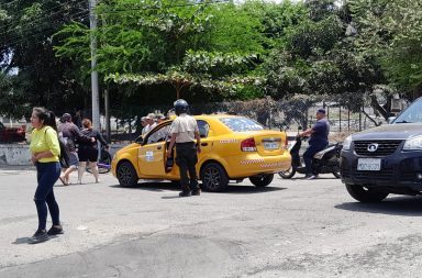 Un taxista sufre atentado en Sucre, Manabí