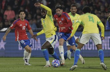 Brasil sorprendió en su visita a Chile y tras darle la vuelta a un marcador adverso se quedó con los tres puntos.