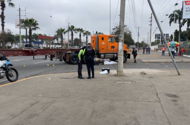 padre e hijo mueren en accidente en Machala