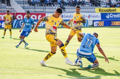 Con goles de Mariano Miño y Michael Mieles, Delfín se tomó el estadio Bellavista de Ambato, donde venció a Macará.