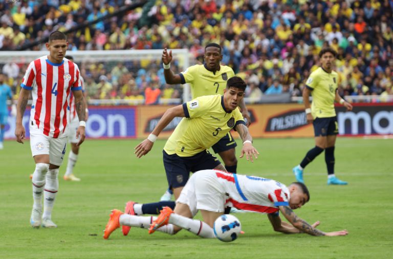 Ecuador no pudo con Paraguay y empató 0-0 en Quito