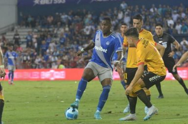 La hinchada de Emelec no será bienvenida al estadio Monumental Banco Pichincha para el Clásico del Astillero.