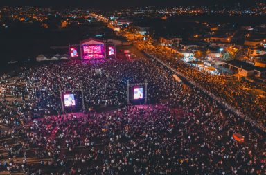 Más de 100 mil personas se citaron en el 'Avenidazo' de Portoviejo