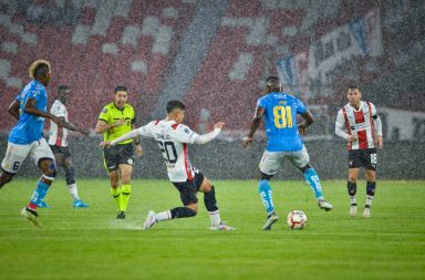 Liga de Quito queda fuera de la Copa Ecuador tras definir en penales con el Nacional