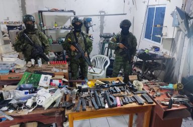 taller fabricación armas Portoviejo