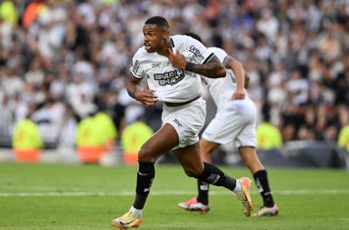 Botafogo se corona campeón de la Copa Libertadores por primera vez