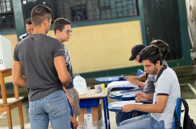 CNE definió a los miembros de mesa para las Elecciones 2025 ¿Cuántos son en Manabí?