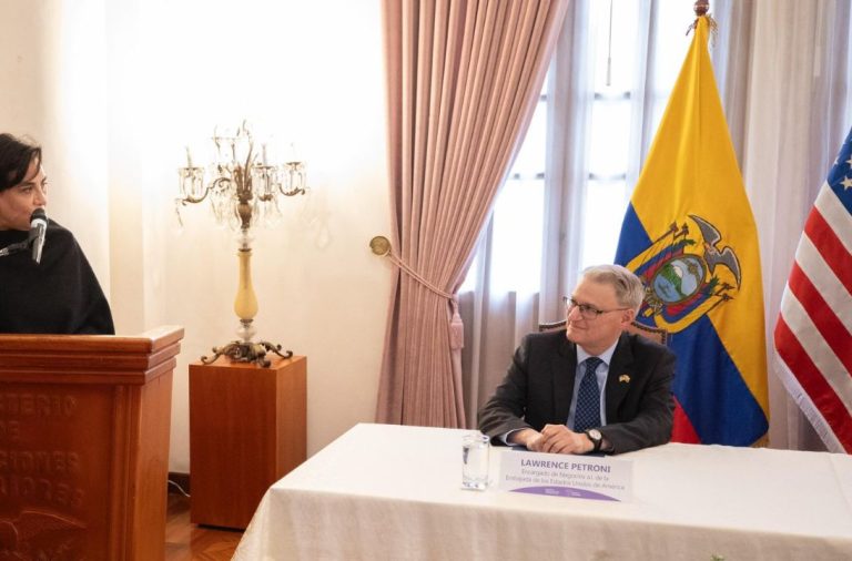 Ecuador recibe 7.6 millones de dólares del Gobierno de Estados Unidos