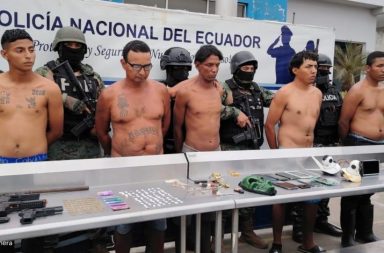 El operativo 'Tomento 8' dejó cinco hombres detenidos entre los que figuran uno a quien lo buscaba la Interpol.