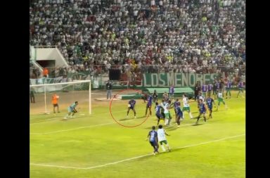 Esta es la jugada por la que Liga de Portoviejo reclamaba penal