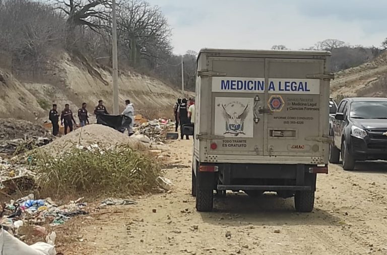 La presencia de un cadáver incinerado y decapitado puso en alerta a la Policía de Manta este domingo 10 de noviembre del 2024.