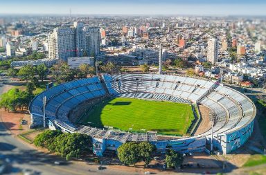 Las emociones de la fecha 11 de las eliminatorias sudamericanas continúan este viernes con dos encuentros más y los últimos.