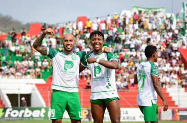 Liga de Portoviejo tiene prácticamente un pie en los cuartos de final del torneo nacional de ascenso a la Serie B.