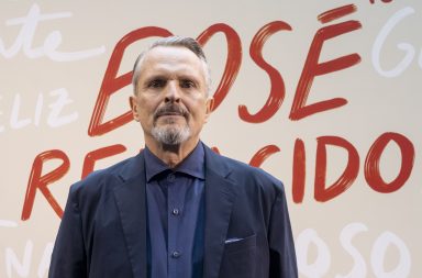 Miguel Bosé volverá a los escenarios ocho años después