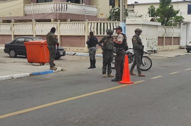 Un nuevo ataque armado se registró la mañana de este martes 19 de noviembre del 2024 en Manta, provincia de Manabí.