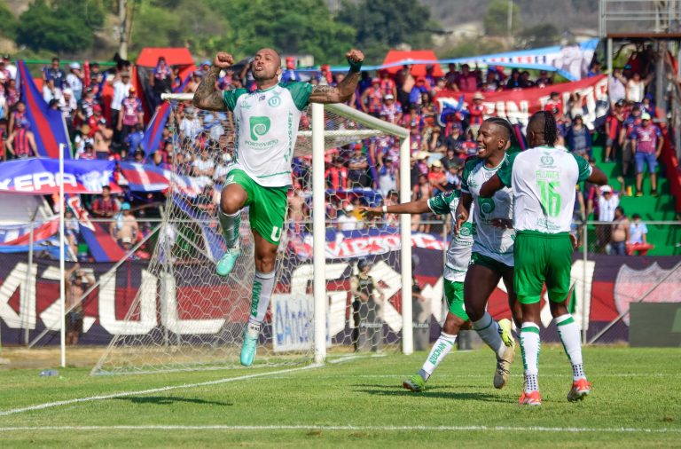 Liga de Portoviejo Deportivo Quito