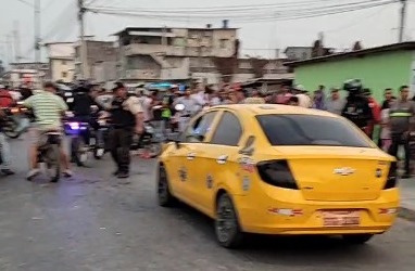 Sicarios asesinaron a un hombre dentro de un taxi, sucedió en Babahoyo