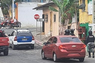 ataque armado Portoviejo dos personas un hombre y una mujer