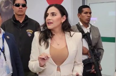 La vicepresidenta de la República Verónica Abad deberá acudir hoy al Complejo Judicial Norte, ubicado en Quito.