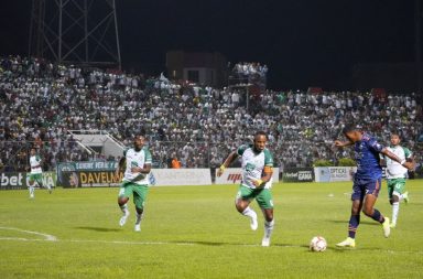 Liga de Portoviejo solicita cambio de estadio para la semifinal de vuelta